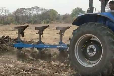 Pushpak Super Hydraulic Reversible Plough